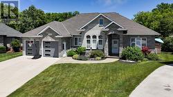 7133 MUSKOKA TRAIL Plympton-Wyoming (Plympton Wyoming), ON N0N 1E0