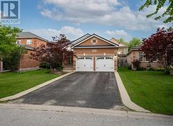 19 TAYLOR COURT Bradford West Gwillimbury, ON L3Z 3J1
