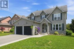 37 PARKES DRIVE Ajax (South West), ON L1S 4W1