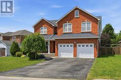 32 SAGEWOOD AVENUE Clarington (Courtice), ON L1E 2G2