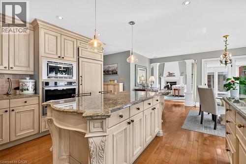 3312 Lakeland Crescent, Burlington, ON 