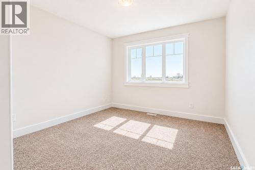 6 Mckenzie Landing, White City, SK 