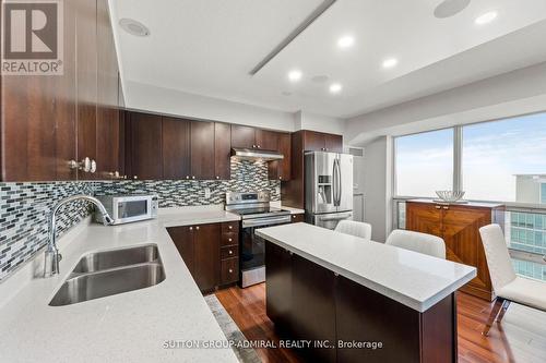 2513 - 155 Legion Road N, Toronto, ON - Indoor Photo Showing Kitchen With Double Sink With Upgraded Kitchen