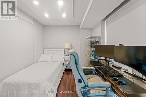 2513 - 155 Legion Road N, Toronto, ON - Indoor Photo Showing Bedroom