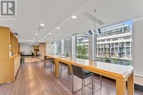 2513 - 155 Legion Road N, Toronto, ON - Indoor