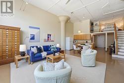 203 - 245 CARLAW AVENUE Toronto, ON M4M 2S6