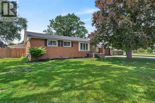 1749 SHAWNEE  Tecumseh, ON N8N 1S4