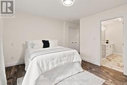 Primary Bedroom with large ensuite - 