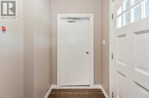 153 St Andrews Street, Cambridge, ON - Indoor Photo Showing Other Room