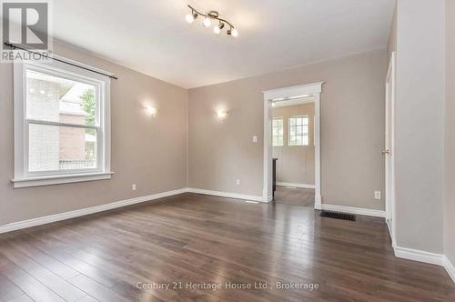 153 St Andrews Street, Cambridge, ON - Indoor Photo Showing Other Room
