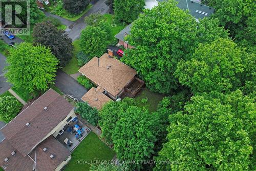 2061 Fairbanks Avenue, Ottawa, ON 