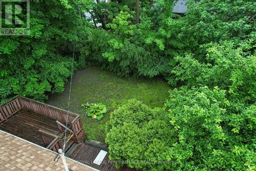 2061 Fairbanks Avenue, Ottawa, ON 