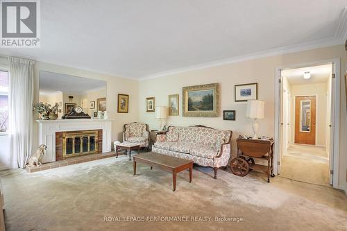 2061 Fairbanks Avenue, Ottawa, ON 