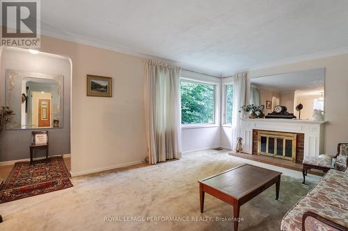 2061 Fairbanks Avenue, Ottawa, ON 
