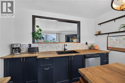331 Guelph Street, Hamilton, ON - Indoor Photo Showing Kitchen