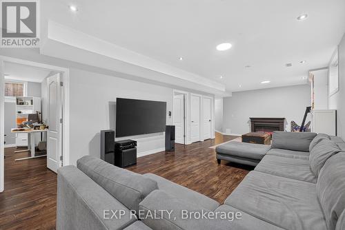 16 Gouda Place, Cambridge, ON 