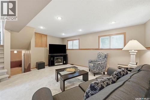 261 Assiniboine Drive, Saskatoon, SK 