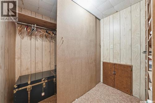 261 Assiniboine Drive, Saskatoon, SK 