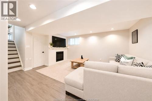 3939 Longfellow, Windsor, ON 