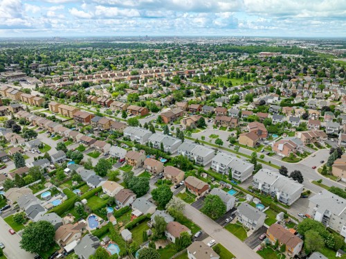 Photo aérienne - 2120 Rue De Romagne, Laval (Vimont), QC 