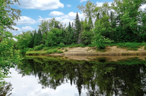 Vue sur l'eau - 7811 Ch. Des Roy, Saint-Damien, QC - Outdoor