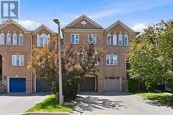 2420 RAVINEBROOK CRESCENT Oakville, ON L6H 6Y2