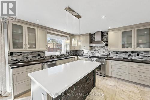1423 Bunsden Avenue, Mississauga, ON 