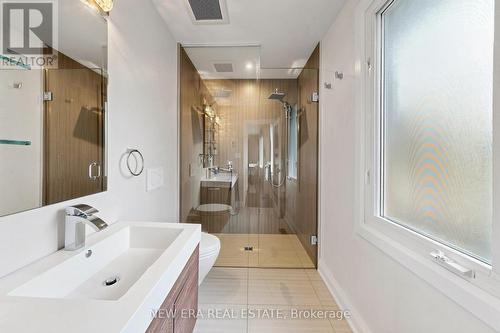1423 Bunsden Avenue, Mississauga, ON 