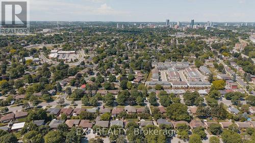 223 River Road E, Kitchener, ON 