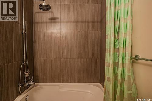 107 1120 Hampton Circle, Saskatoon, SK 