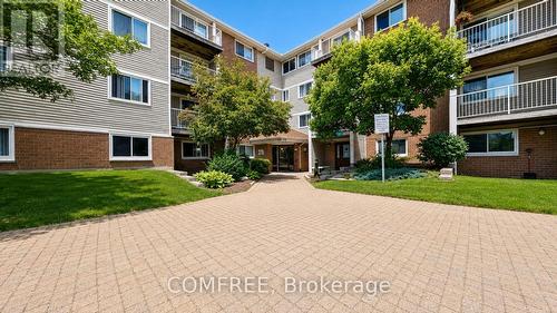 214 - 270 BRITTANY DRIVE  Ottawa, ON K1K 4M3