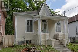15 COVE ROAD  London South (South D), ON N6J 1H7