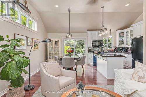 8366 Poplar Side Road, Clearview, ON - Indoor