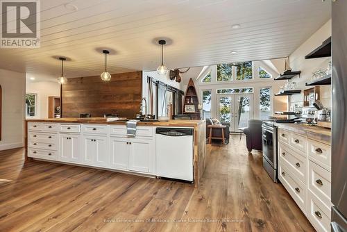 1118 Shamrock Road, Muskoka Lakes (Medora), ON 