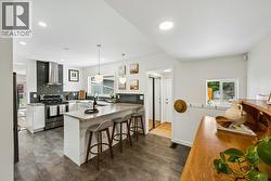 Kitchen counter seating - 