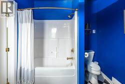 Guest house bathroom - 