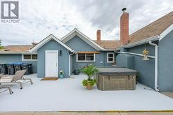 Courtyard facing main house - 