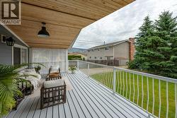 Front porch - 