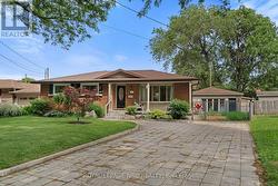 10 WAKELIN TERRACE St. Catharines (Carlton/Bunting), ON L2M 4K3