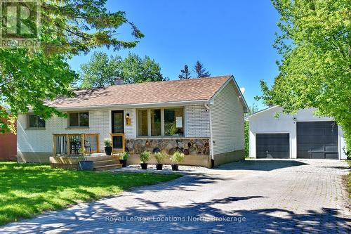56 BATTEAUX ROAD  Clearview (Nottawa), ON L9Y 3Z1