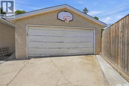 38 Ellison Crescent, Regina, SK 
