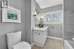 4 piece main bathroom has heated floor - 