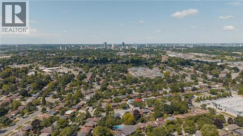 223 E River Road E, Kitchener, ON 