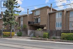 4 - 2 WITHROW AVENUE Toronto, ON M4K 1C9