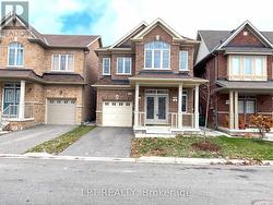 35 HUMBERSTONE CRESCENT Brampton, ON L7A 4C2