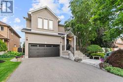 2045 ROSEMOUNT CRESCENT Oakville, ON L6M 3P5