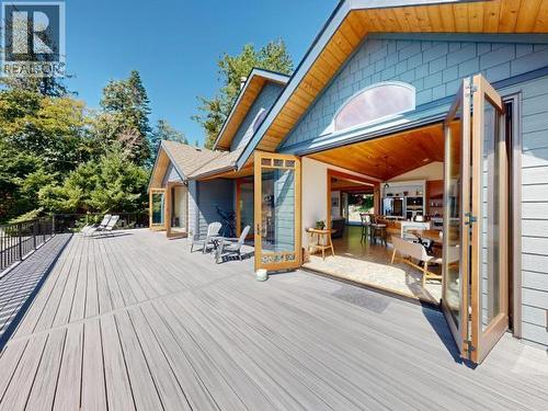 8116 Emmonds Road, Powell River, BC 