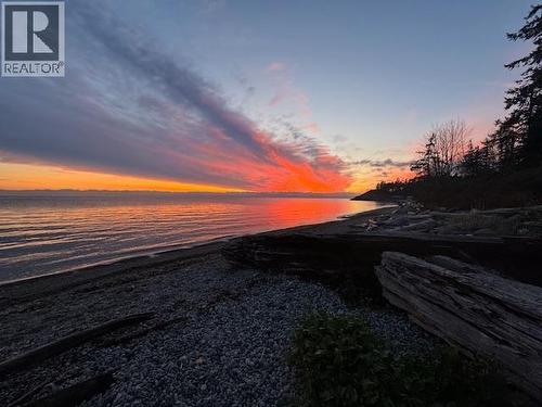 8116 Emmonds Road, Powell River, BC 