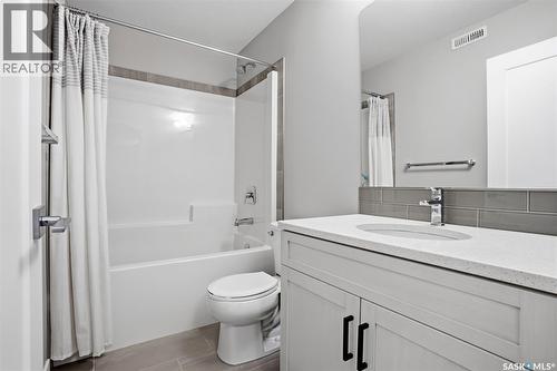 4509 E Keller Avenue E, Regina, SK 