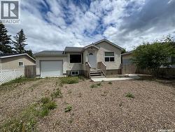 962 109th STREET North Battleford, SK S9A 2E2